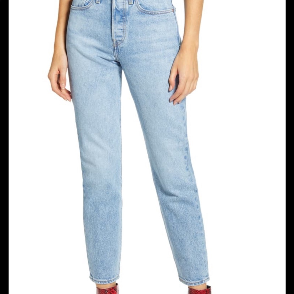 Levi’s wedgie icon jeans! BRAND NEW WITH TAGS!